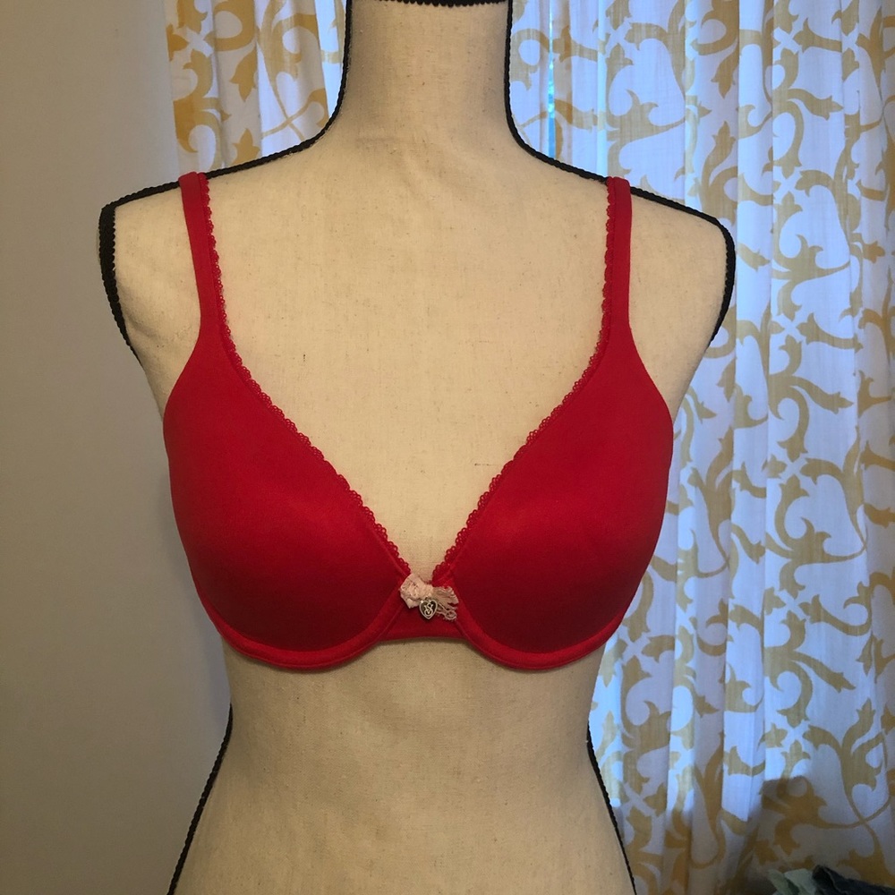 Body by Victoria 34b  bonnet couverture